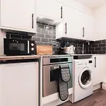 Barite - 1 Bedroom Flat